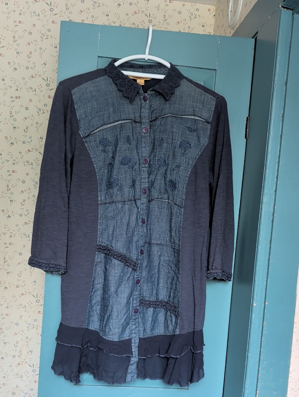 April Cornell Tunic  Blouse Denim Blue Embroidered Small Coastal Cowgirl Boho